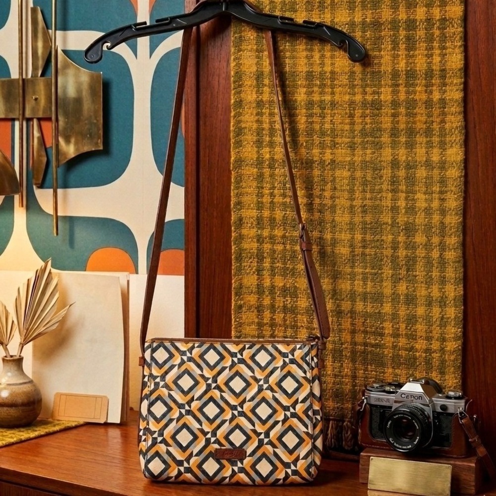 Fossil Crossbody Bag‎ Geometric Diamond Print Retro Mustard Navy Multi Color Art
